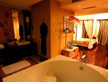 南通养生会所的黄昏恋:当爱情遇上八十岁